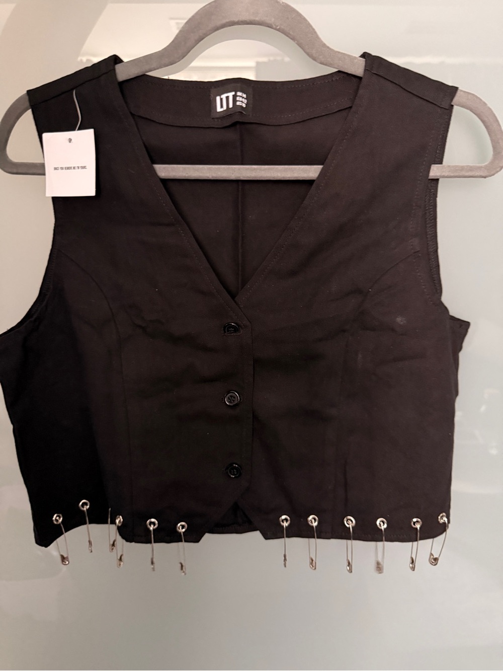 Black Safety-Pin Trim Cropped Tank Top